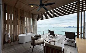 Sisipan Island Resort